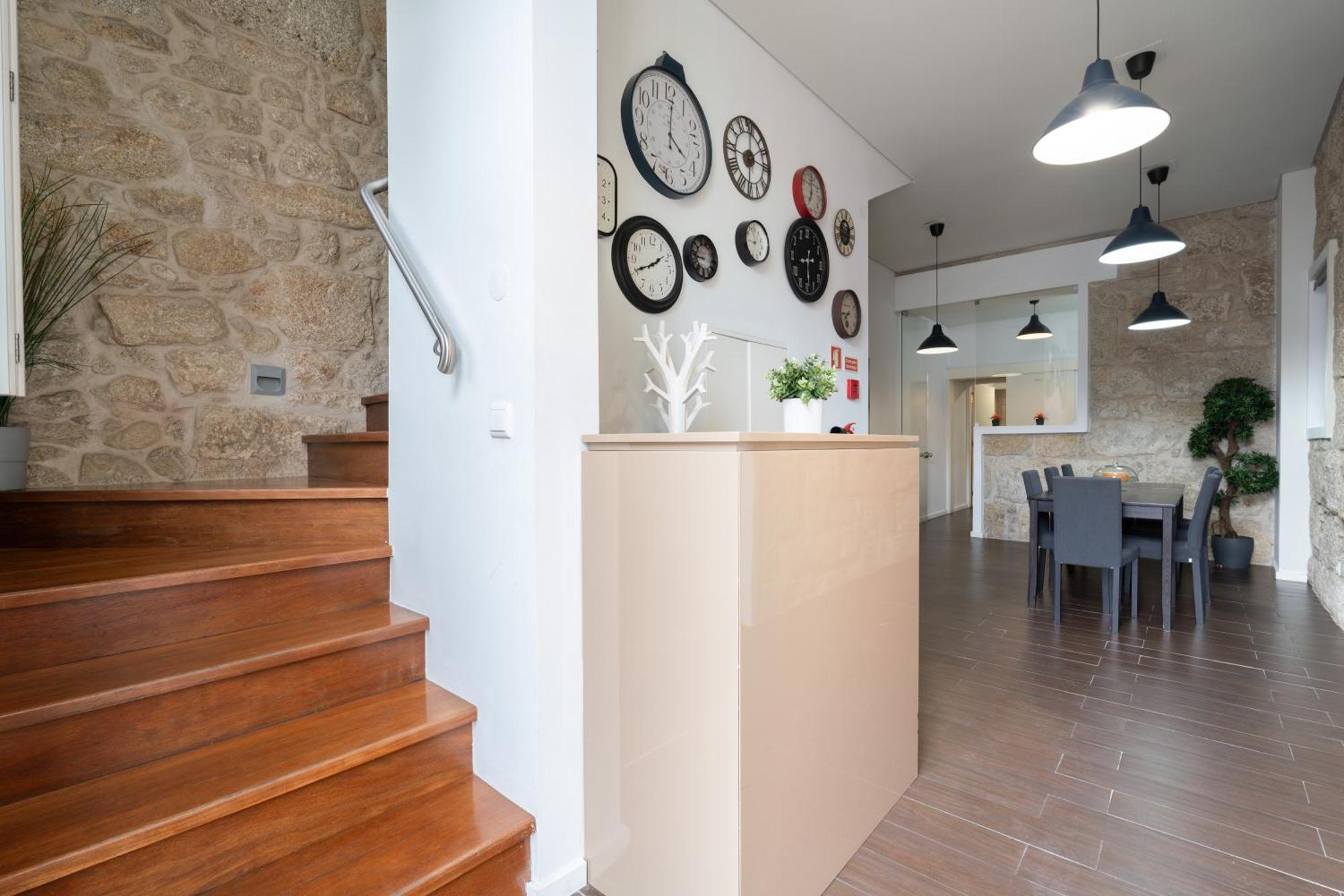 Host Wise - Cozy House W Balcony Appartamento *